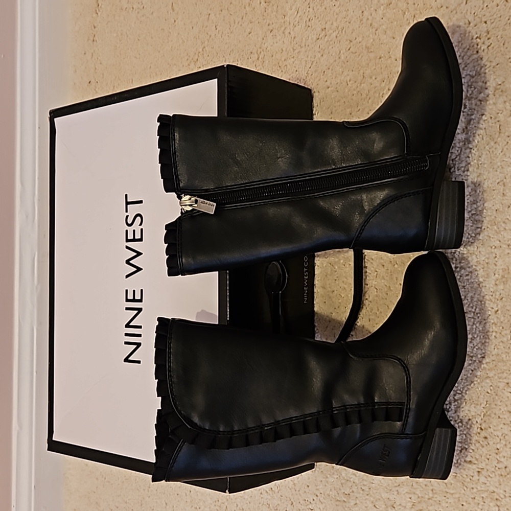 Nine West Toddler Boot Size 7 - Picture 3 of 6
